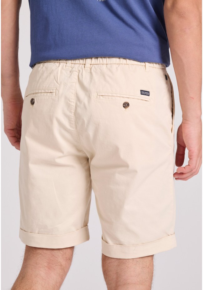 Garment dyed chino βερμούδα με ρεβέρ
