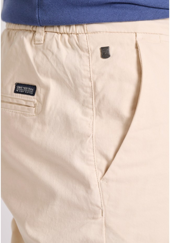 Garment dyed chino βερμούδα με ρεβέρ