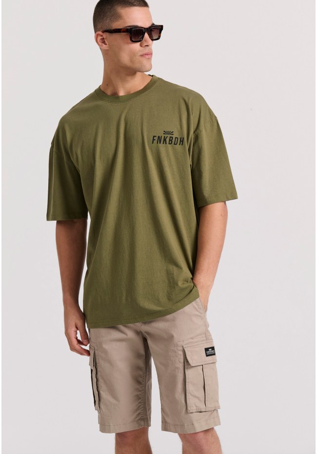 Oversized t-shirt με text artwork τύπωμα στην πλάτη