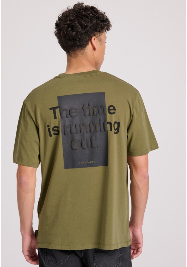 Relaxed fit t-shirt με embossed τύπωμα στην πλάτη