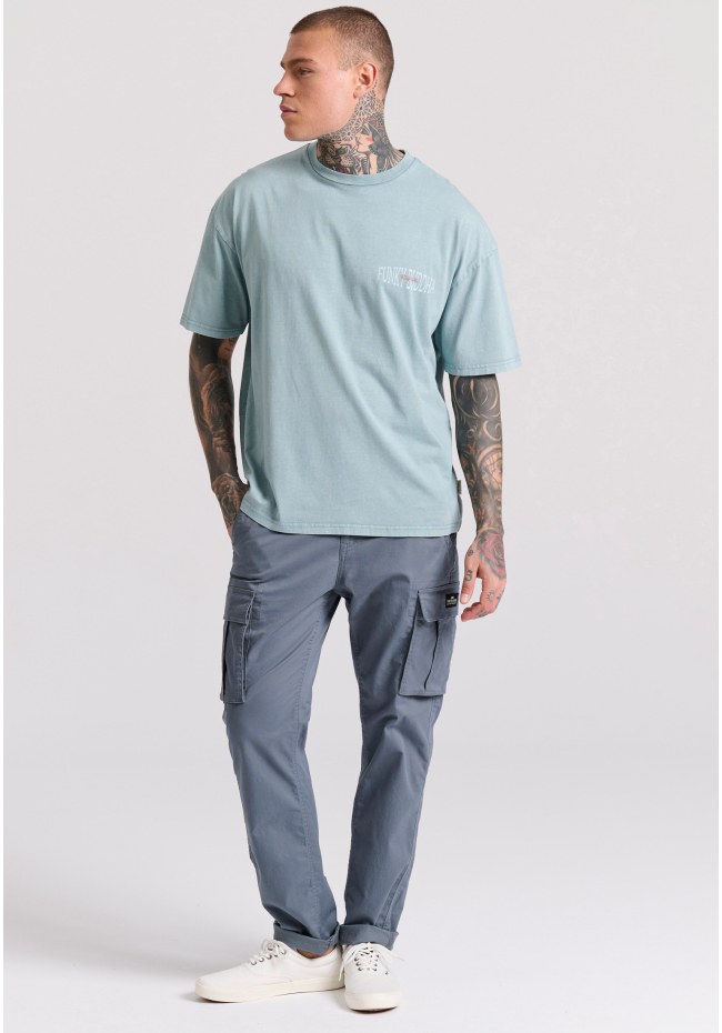 Oversized t-shirt με vintage τύπωμα στην πλάτη