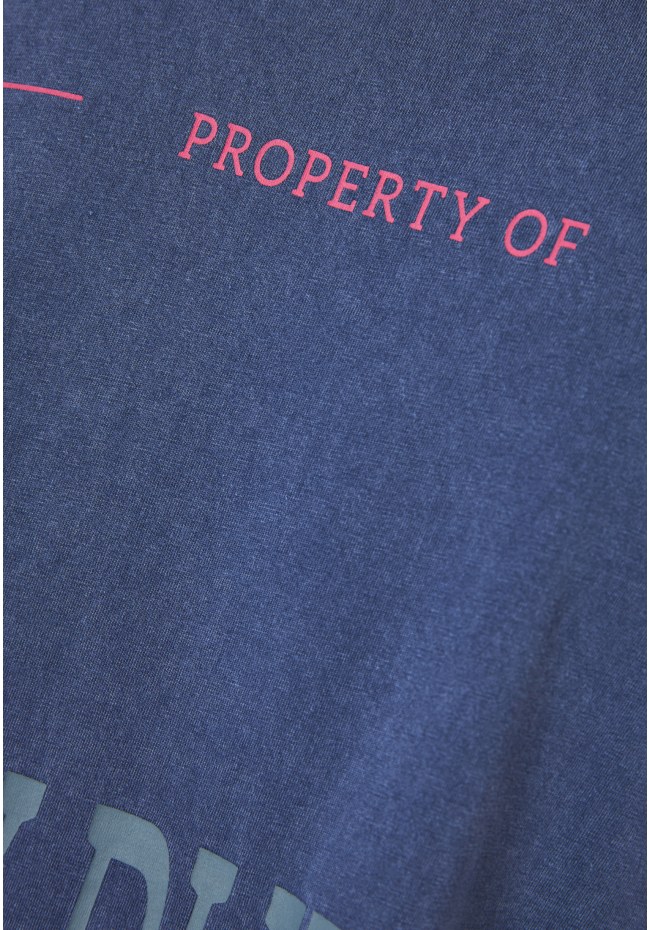 Oversized t-shirt με vintage τύπωμα στην πλάτη