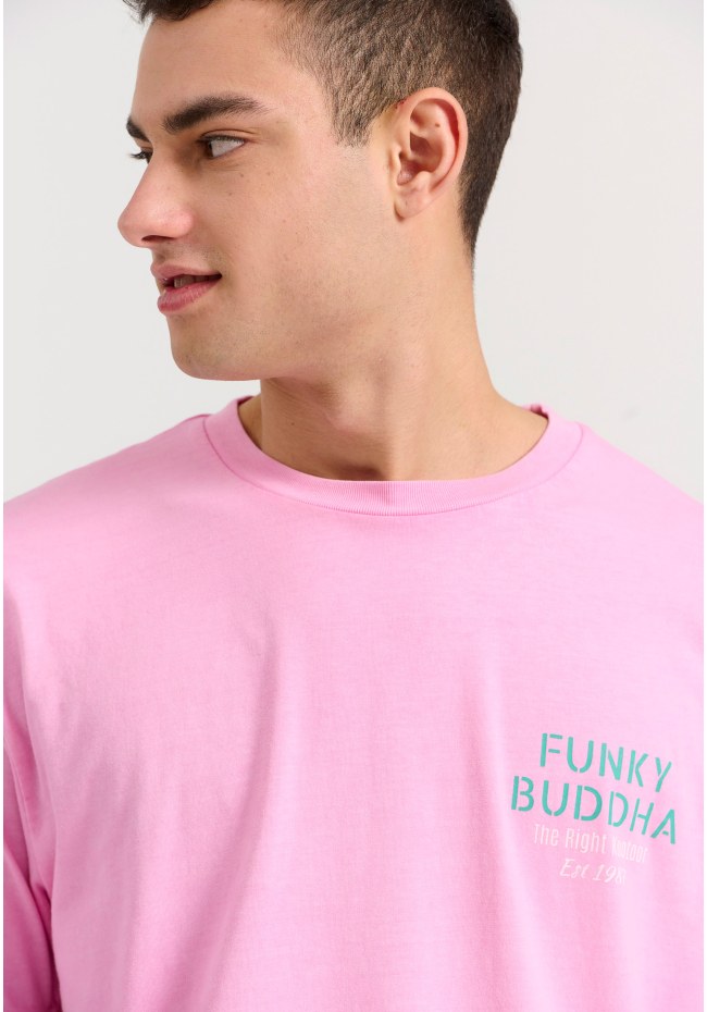 Relaxed fit garment dyed t-shirt with print on the back
