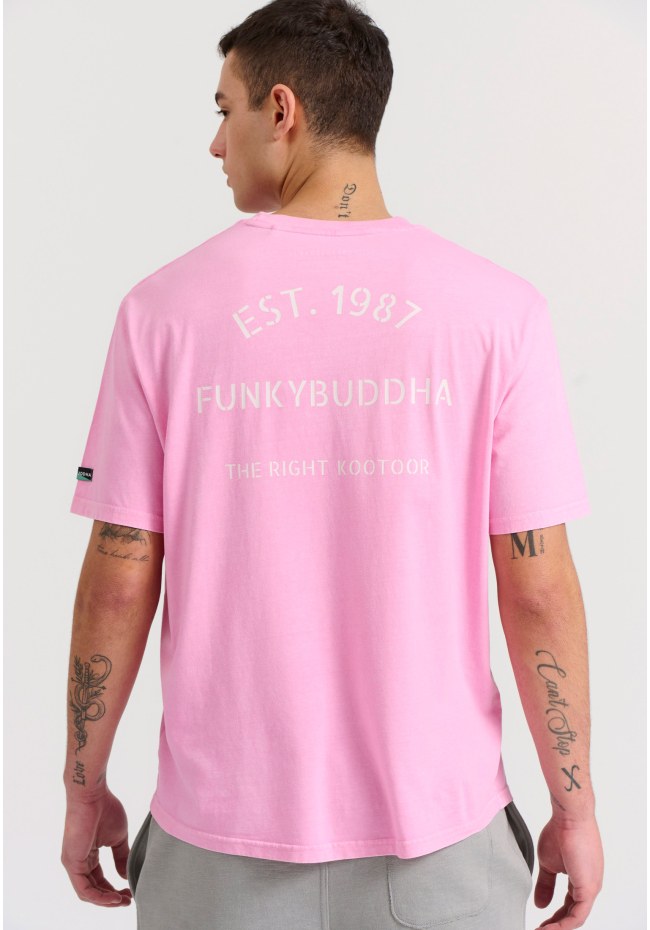 Relaxed fit garment dyed t-shirt with print on the back