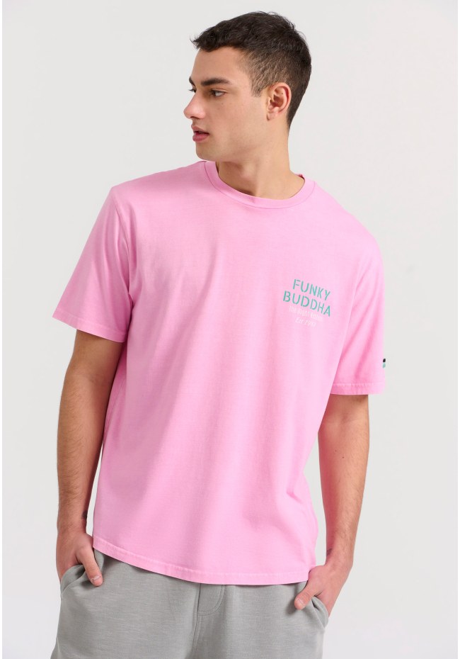 Relaxed fit garment dyed t-shirt with print on the back