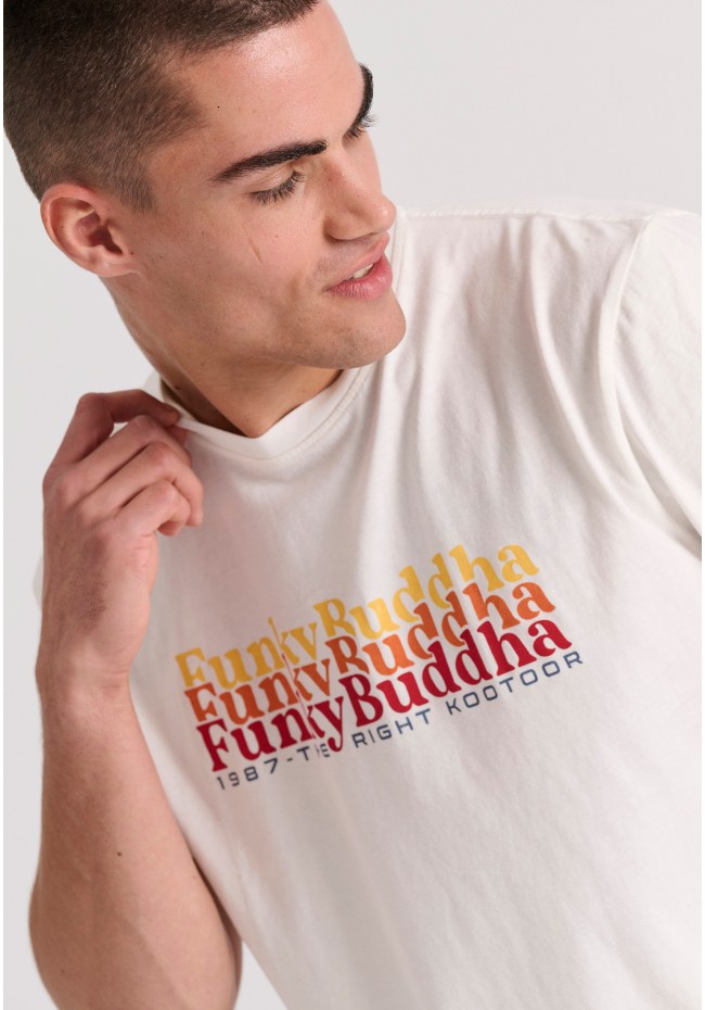 T-shirt με colorblock branded τύπωμα