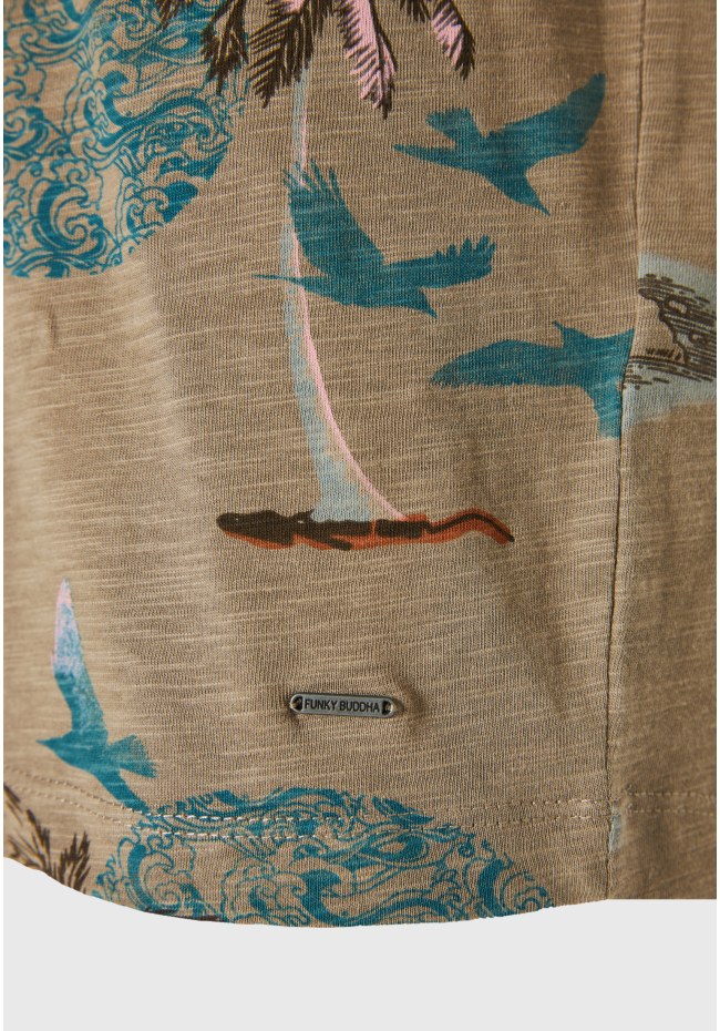 T-shirt με all over nature τύπωμα