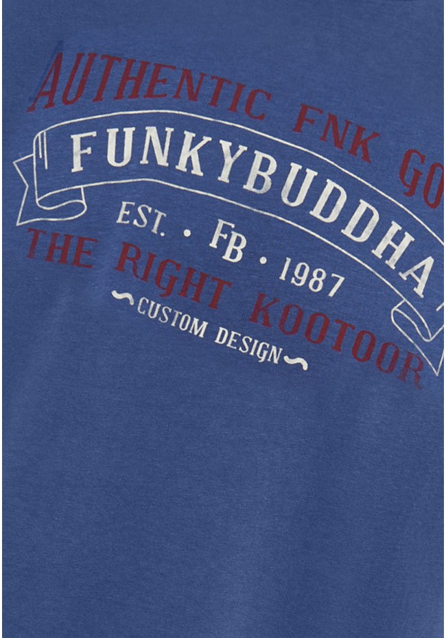 T-shirt with vintage text artwork print