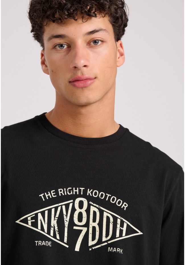 T-shirt με branded text artwork τύπωμα