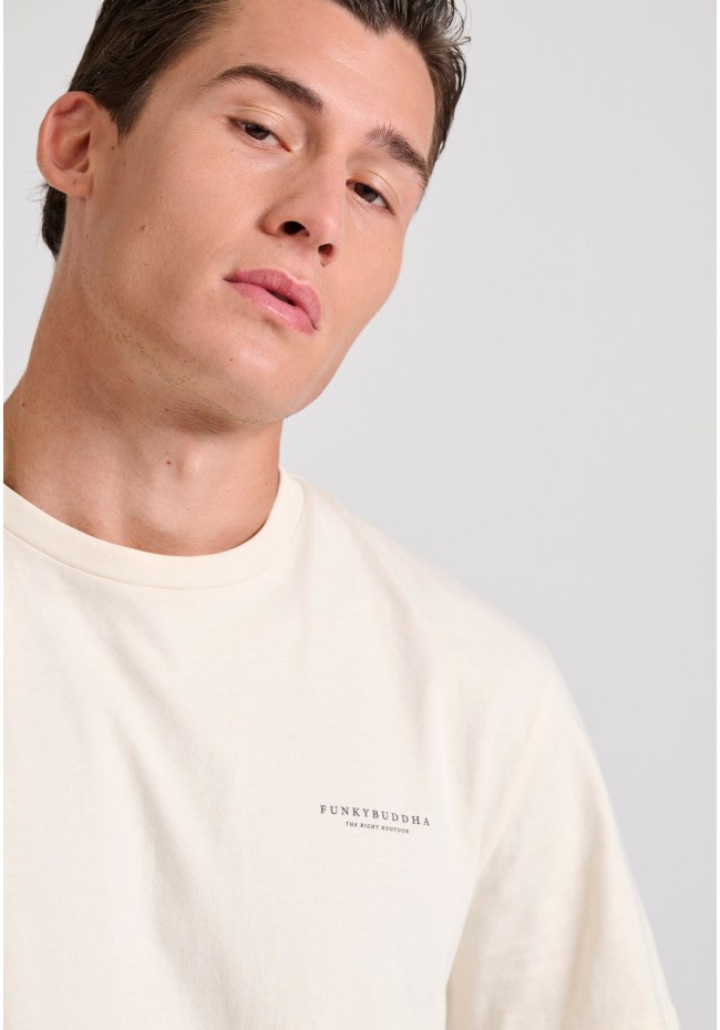 T-shirt με λαιμόκοψη - The essentials