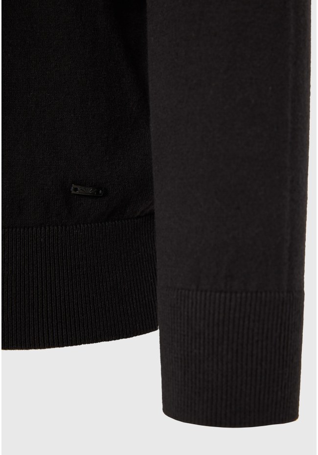 Men's turtle neck sweater - The essentials