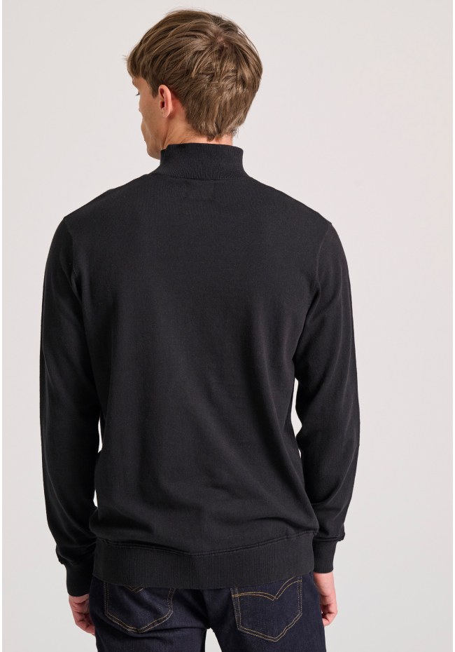 Men's turtle neck knitted blouse