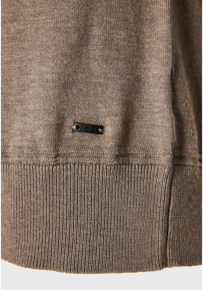 Men's turtle neck knitted blouse
