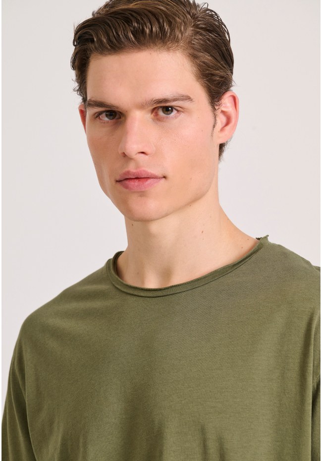 Relaxed fit t-shirt με raw edges