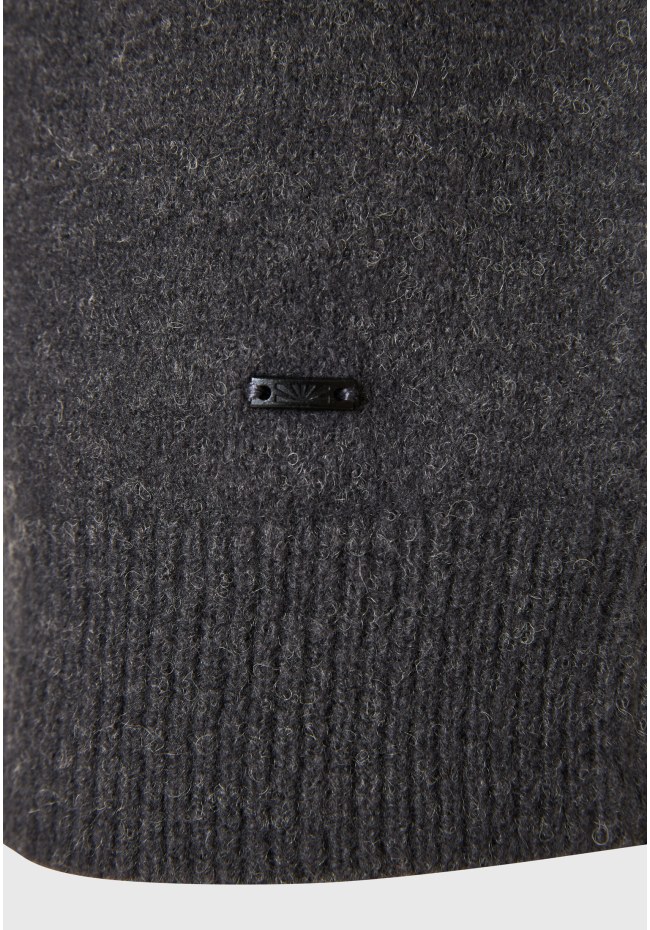 Ανδρικό πουλόβερ με στρογγυλή λαιμόκοψη