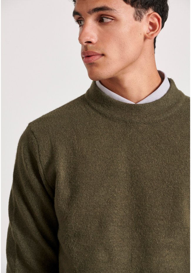 Ανδρικό πουλόβερ με στρογγυλή λαιμόκοψη