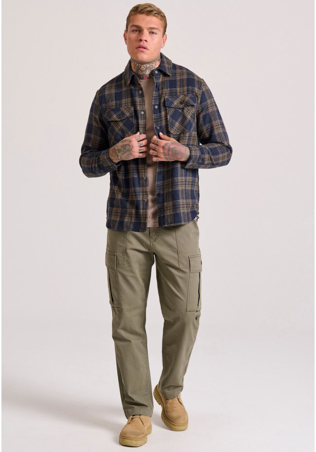 Loose fit cargo pants in micro jacquard pattern (dobby)