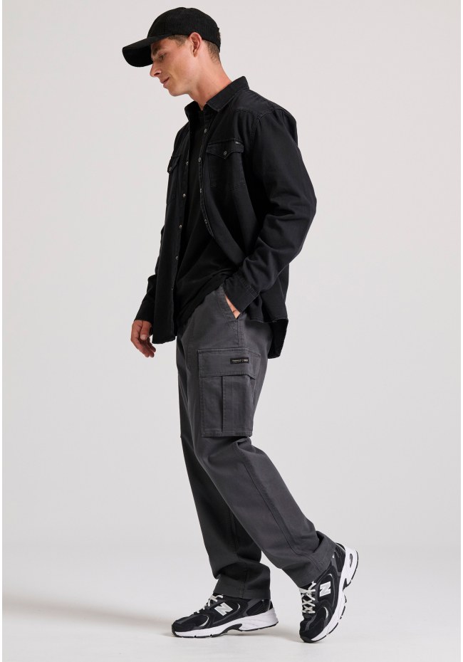 Loose fit cargo pants in micro jacquard pattern (dobby)