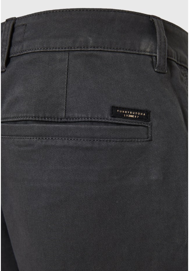 Loose fit cargo pants in micro jacquard pattern (dobby)