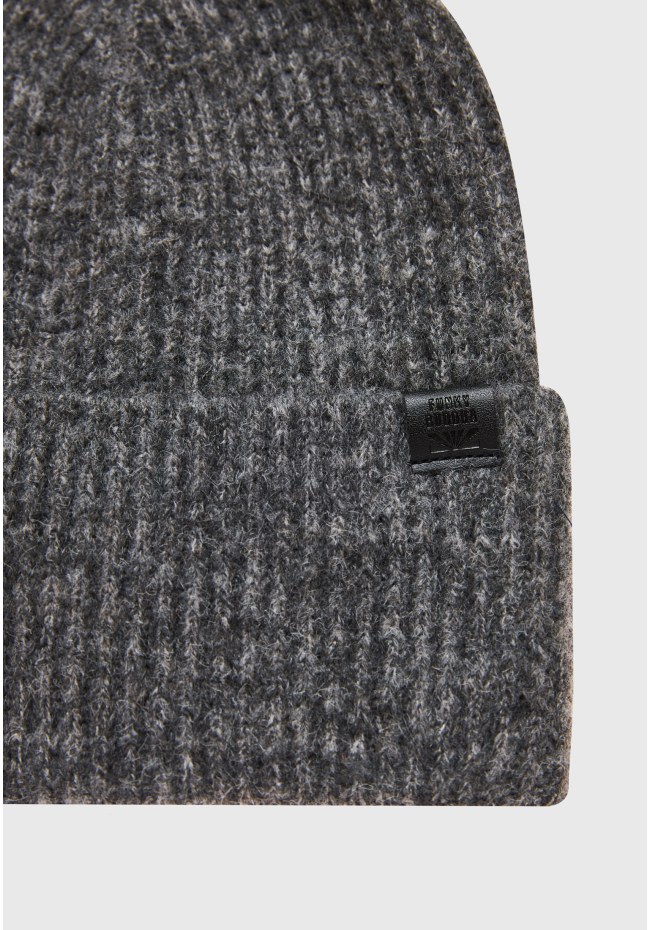 Men's beanie in melange knit