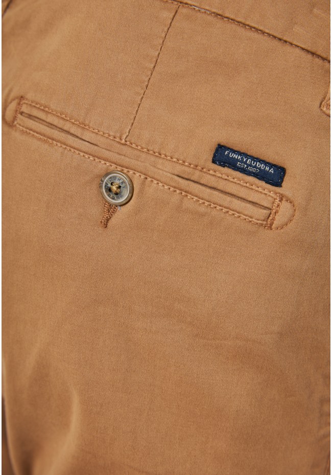 Men's chino pants - The essentials