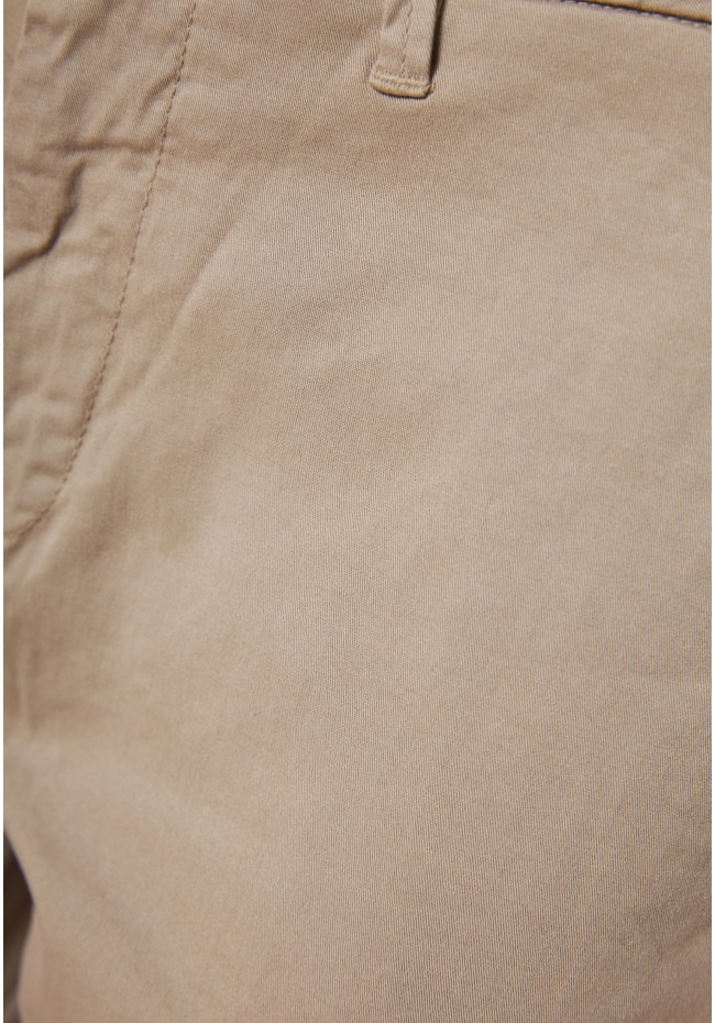 Men's chino pants - The essentials
