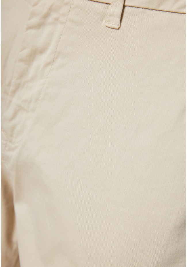 Men's chino pants - The essentials