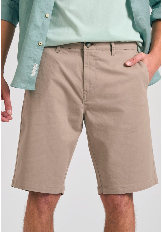 Ανδρική βερμούδα chino - The essentials