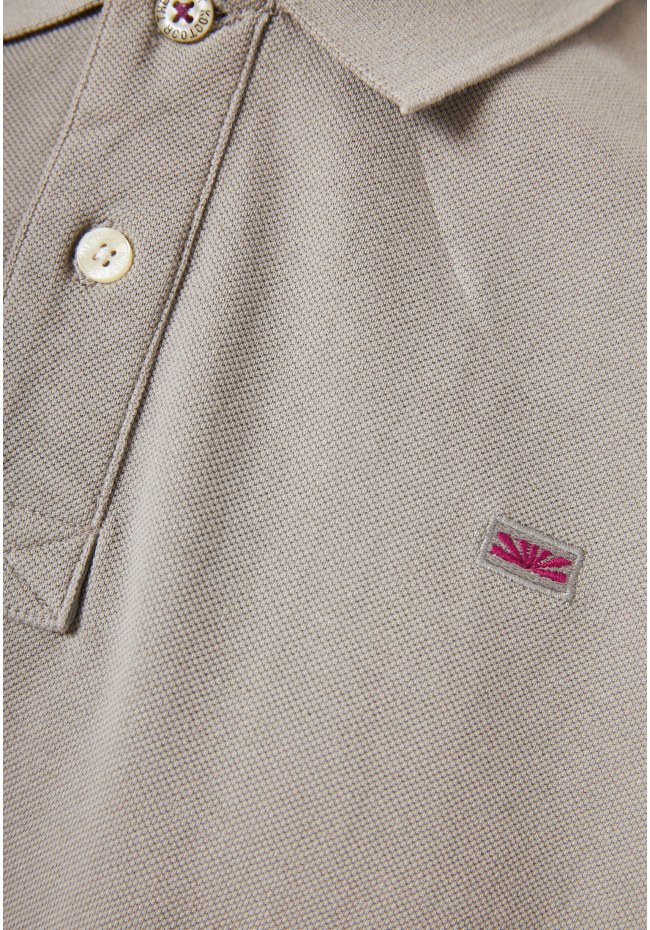 Polo μπλούζα με κεντημένο logo - The essentials