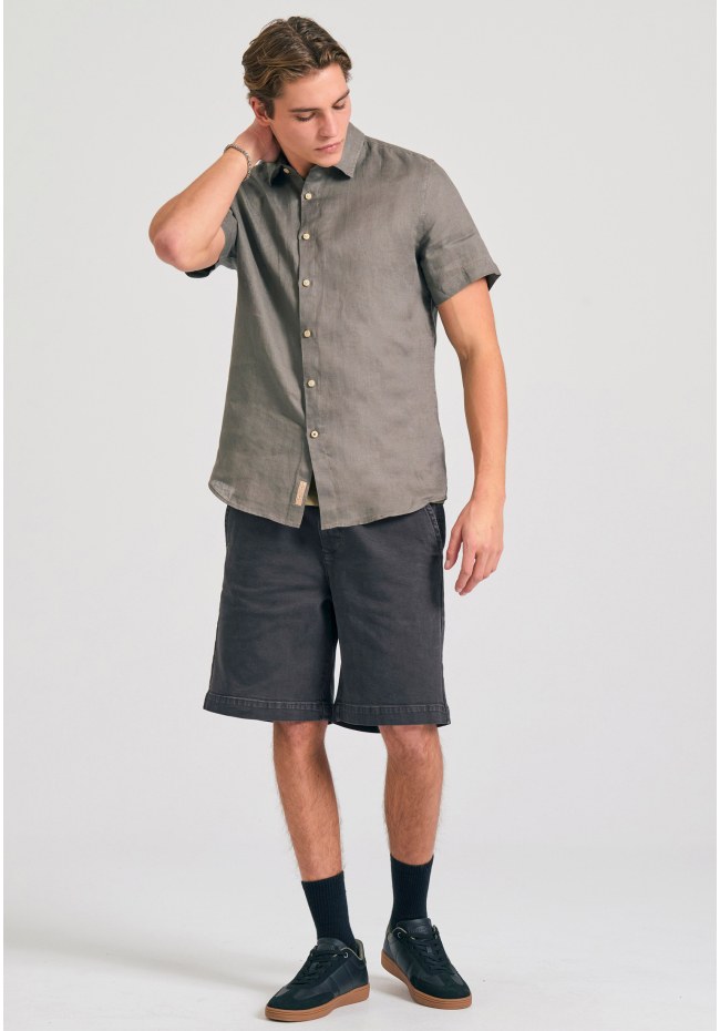 Garment dyed κοντομάνικο λινό πουκάμισο - The essentials