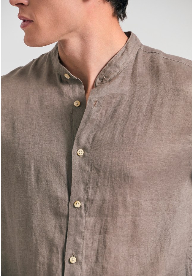 Garment dyed λινό πουκάμισο με λαιμό mao