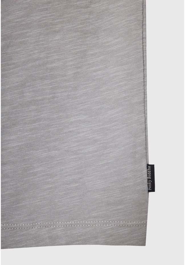 T-shirt with henley neck and raw cuts - The essentials