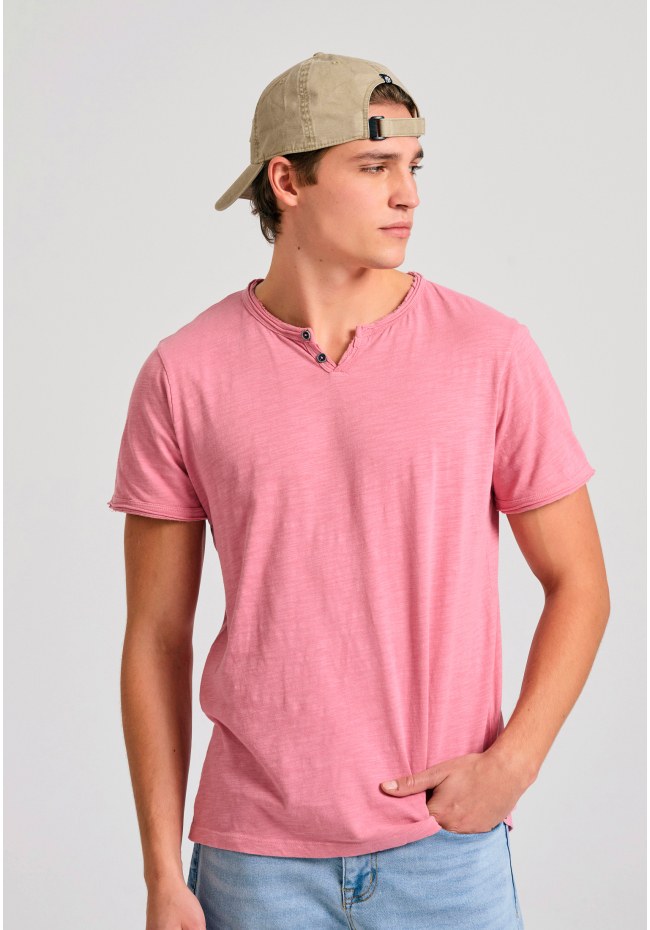 T-shirt with henley neck and raw cuts - The essentials