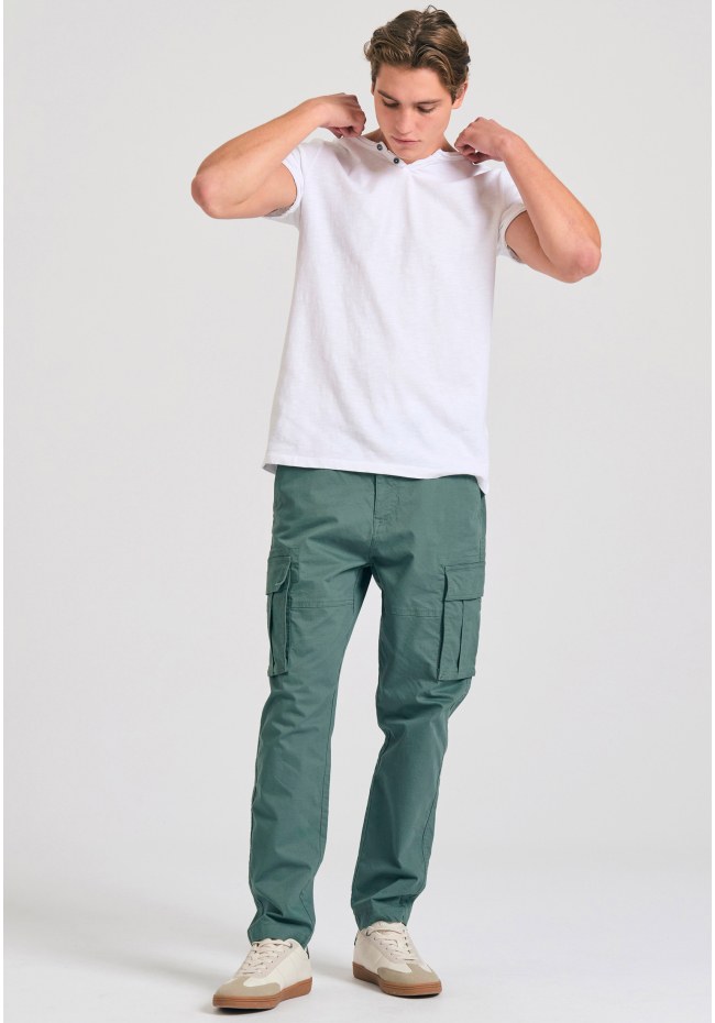 T-shirt with henley neck and raw cuts - The essentials