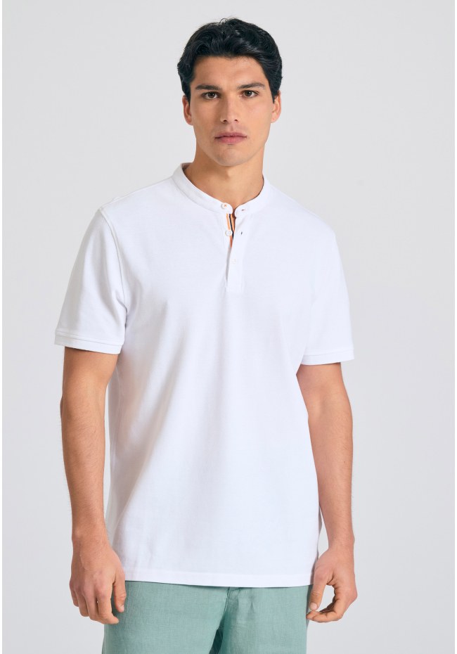 Mao neck polo shirt with embroidery on the sleeve