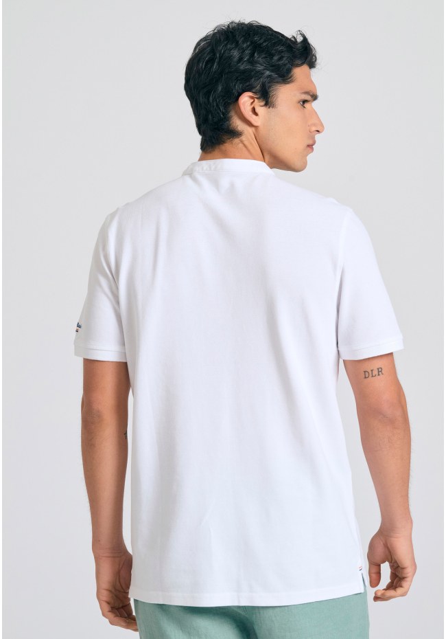 Mao neck polo shirt with embroidery on the sleeve