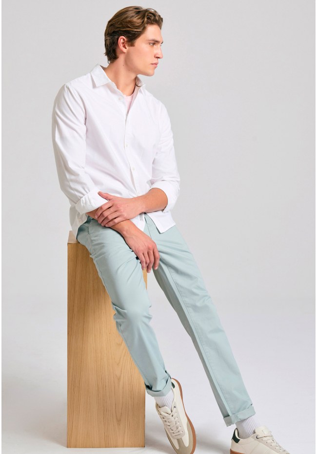 Men's oxford shirt