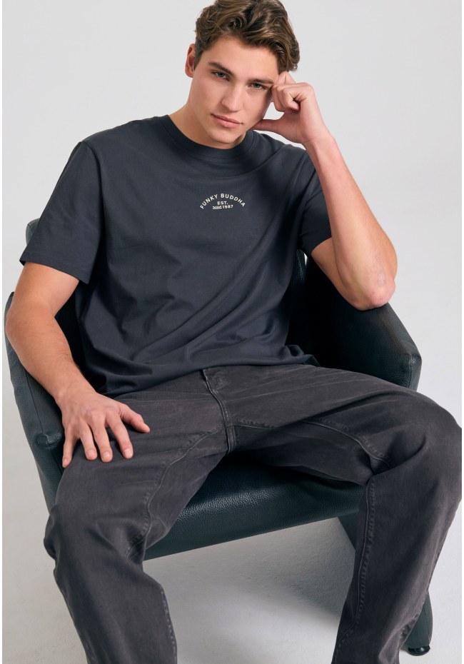 Relaxed fit t-shirt με text artwork τύπωμα στην πλάτη