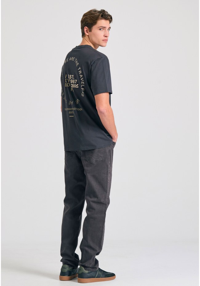 Relaxed fit t-shirt με text artwork τύπωμα στην πλάτη