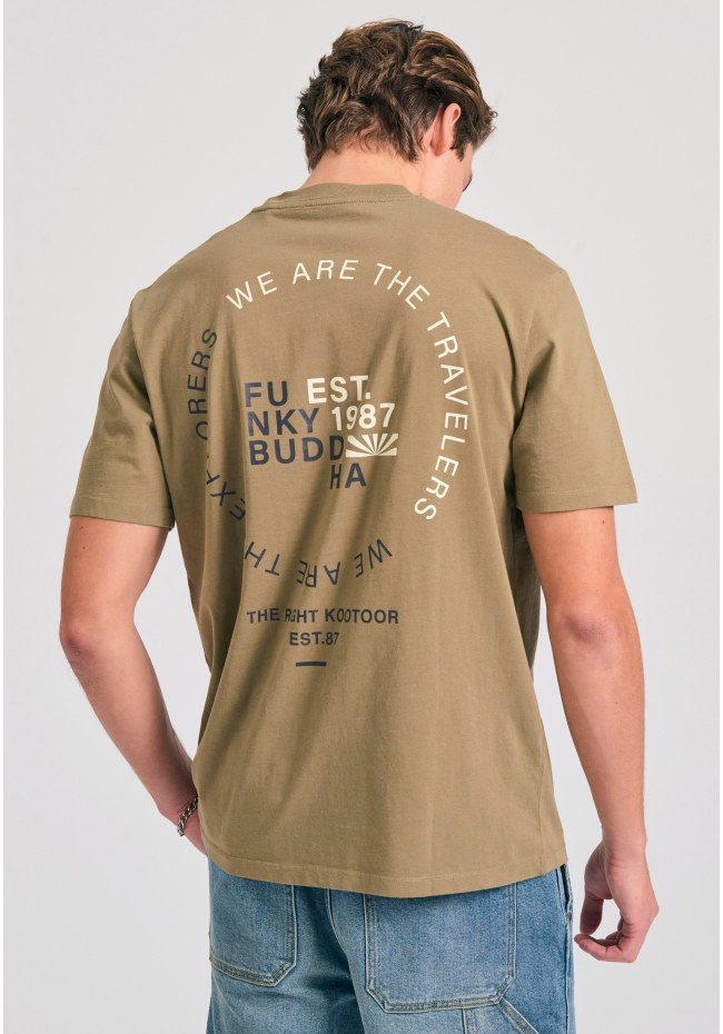 Relaxed fit t-shirt με text artwork τύπωμα στην πλάτη