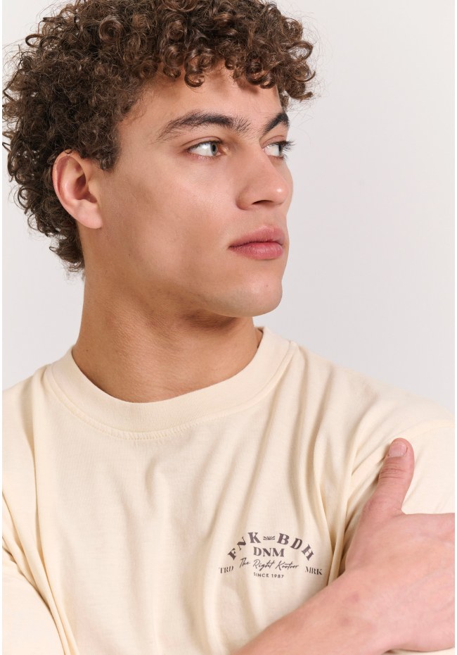 T-shirt με text artwork τύπωμα στην πλάτη