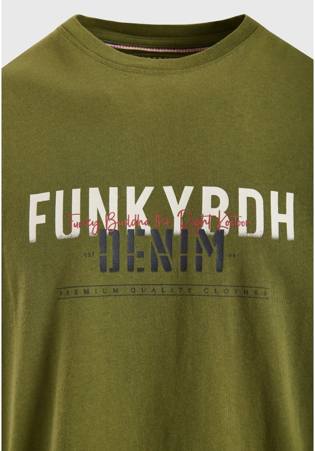 T-shirt με faded τύπωμα στο στήθος