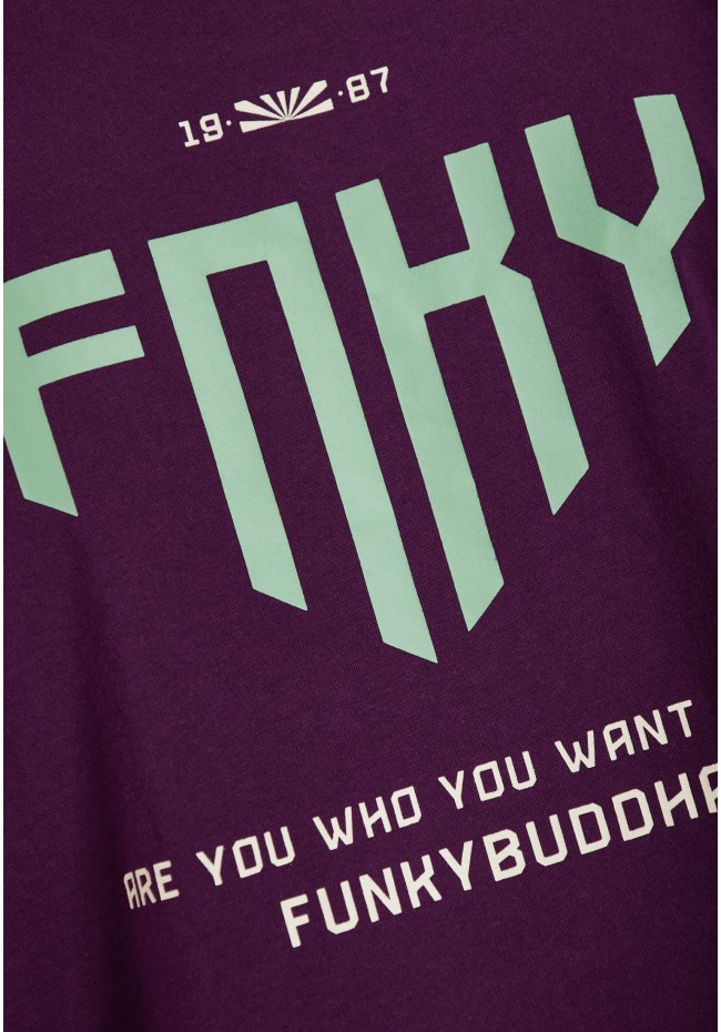 Relaxed fit t-shirt with graphic print on the back