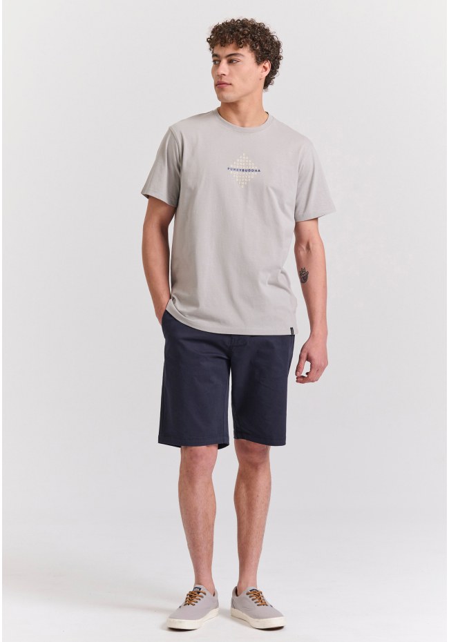 T-shirt με τύπωμα στο στήθος