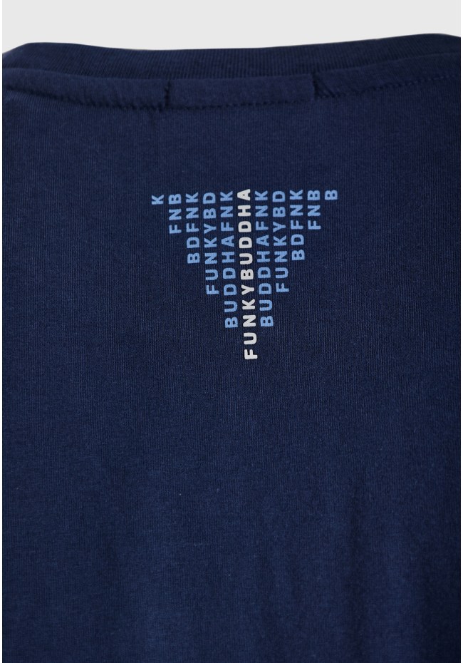 T-shirt με τύπωμα στο στήθος