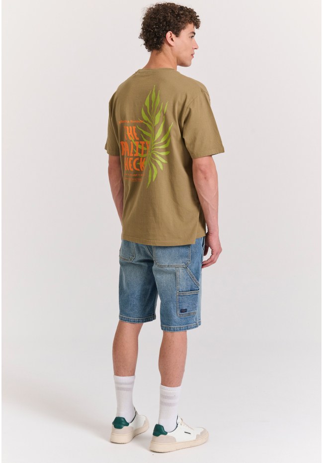Relaxed fit t-shirt με graphic print στην πλάτη