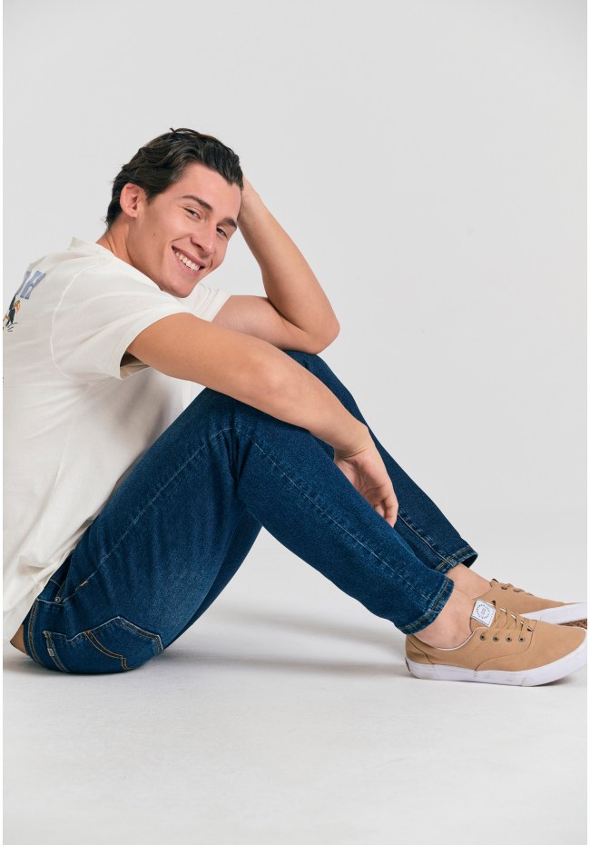 Slim tapered fit τζιν παντελόνι με ελαφρύ ξεθώριασμα