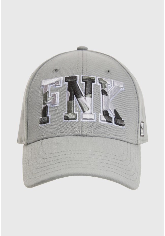 Men's cap with branded embroidery