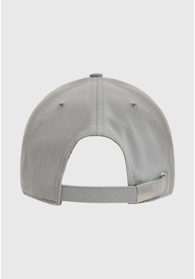 Men's cap with branded embroidery