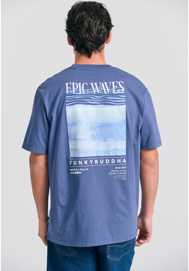 Relaxed t-shirt with vintage print on the back